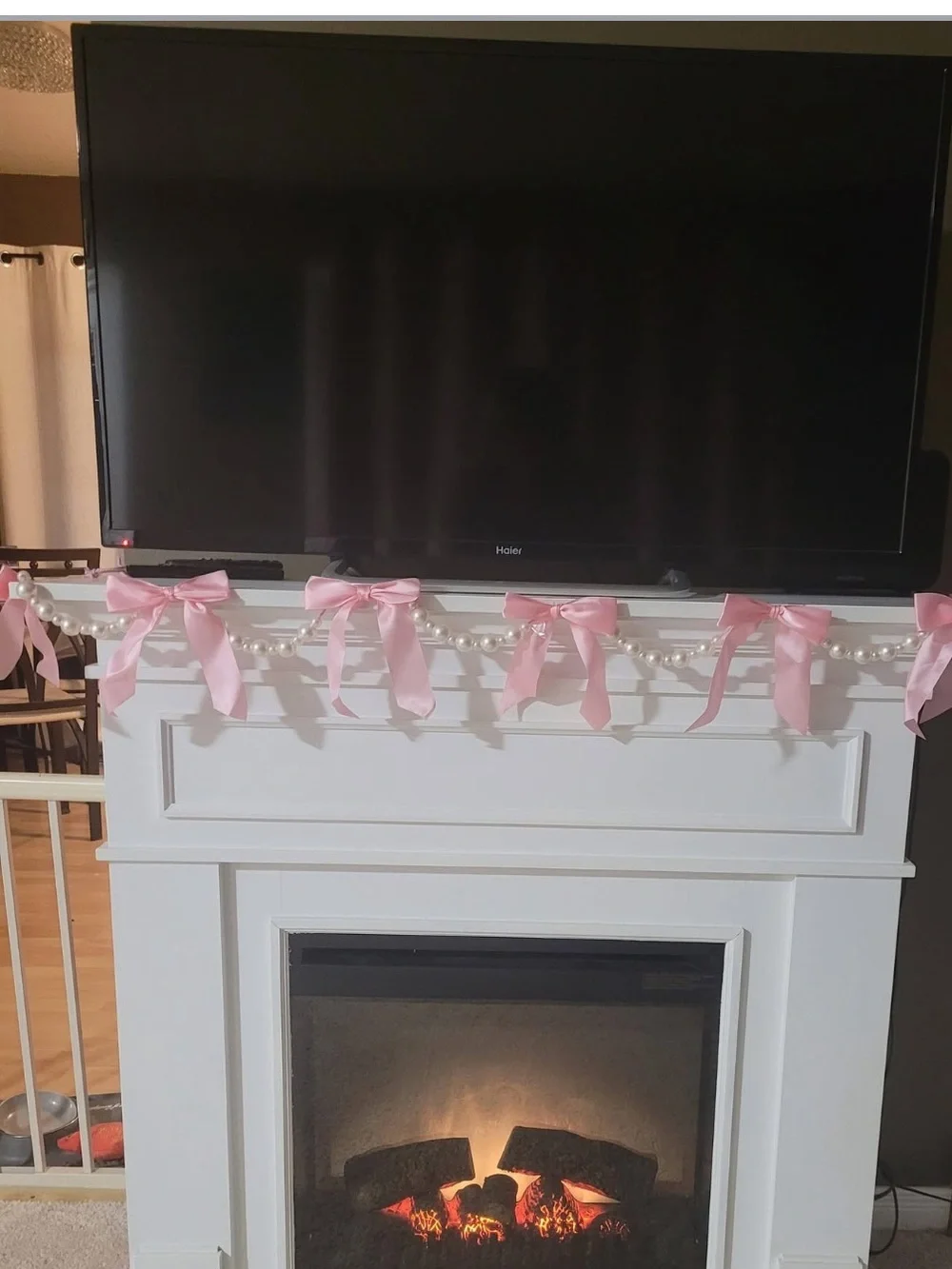 Brand new Aldi’s  Bow Garland & Valentines Vase Filler Kirkton House